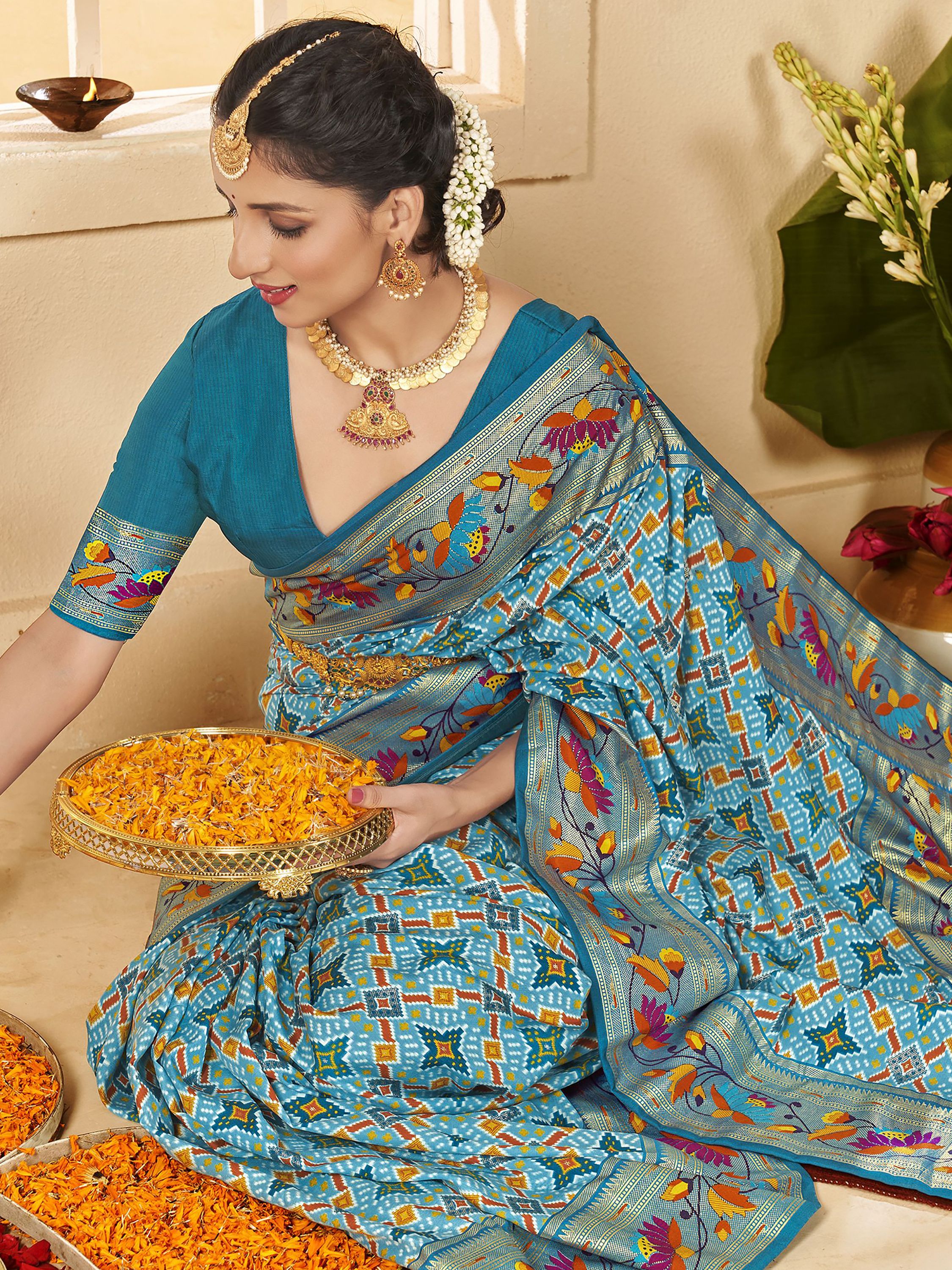 lovely_turquoise_blue_ikkat_printed_cotton_traditional_saree_with_bluse_3_